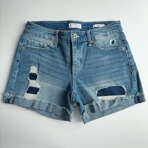 SOFIA BY SOFIA VERGARA Lila Denim Shorts 2 Blue Mid Rise‎ Distressed Cuff Summer
